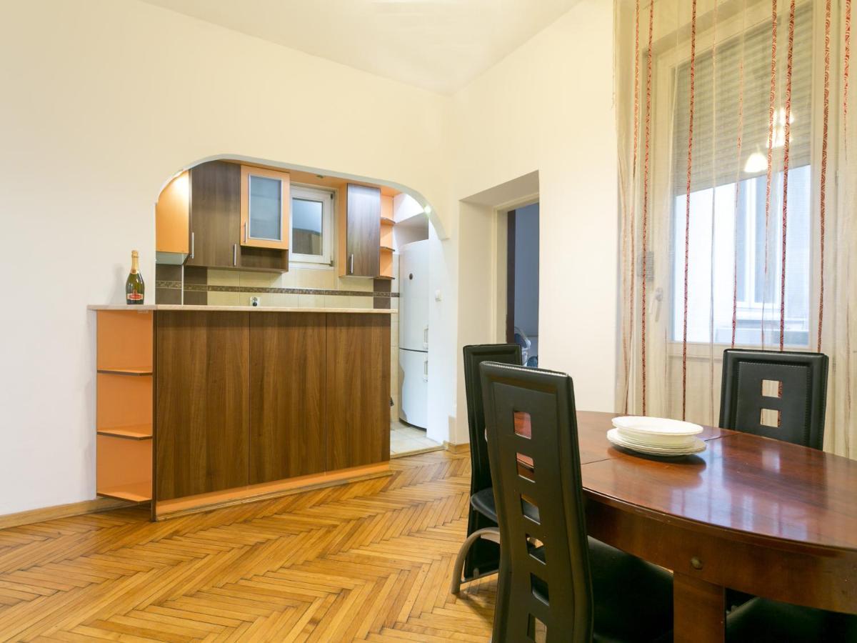 Apartment Marsal Belgrado Buitenkant foto